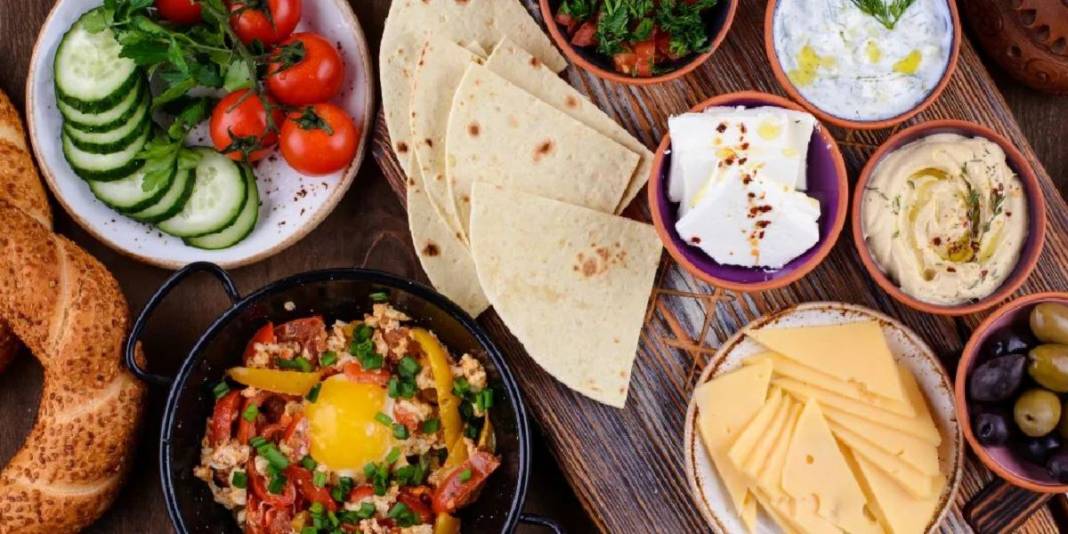 Ömrü 20 yıl uzatıyor! Kahvaltıyı bu saatte yapanlar yaşadı, uzun yaşamın sırrı buymuş 3